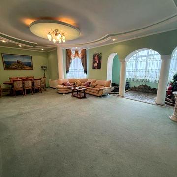 Продаж 4-х кімнатної квартири в м. Біла церква