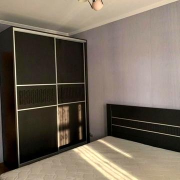 Анни Ахматової вул., 14-Б