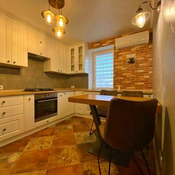 4ст. Фонтанской дор./ Академическая, 2-х комню квартира с ремонтом