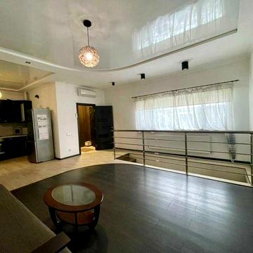 Просторная 1-комнатная квартира с ремонтом в центре Одессы