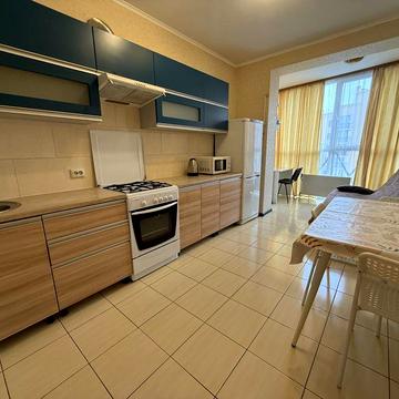 Гарна квартира в оренду в ЖК Щасливий, Соборна 10В, Епіцентр, Ашан