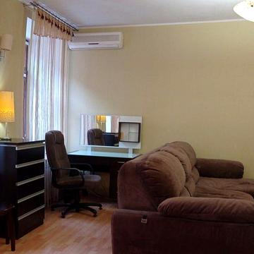 Оренда.Центр міста,вул Троїцька,14,поруч отель Рейкардц.2к сучасна