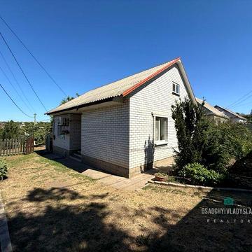 Новенький 2к  Будинок Краснополье 12 квартал