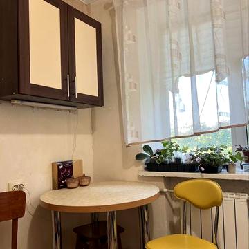 ТЕРМІНОВО,  3к квартира з ремонтом, балкон. БЕЗ комісії