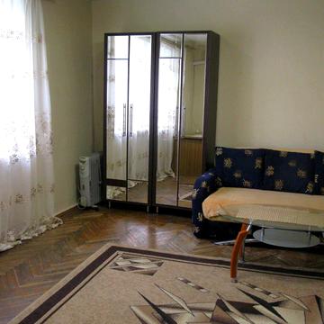 Копилівська вул., 10-Б