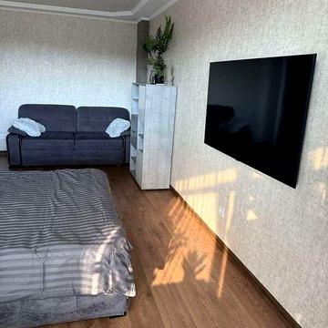 Довгострокова оренда 1к Квартира Робоча вулиця