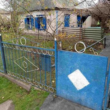 Продам будинок в селищі Лихівка