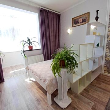 Академіка Сахарова вул., 3-В