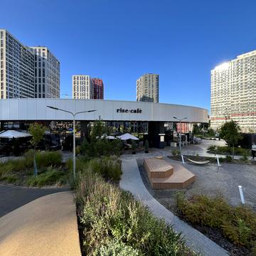 Всеволода Змієнка вул., 21а