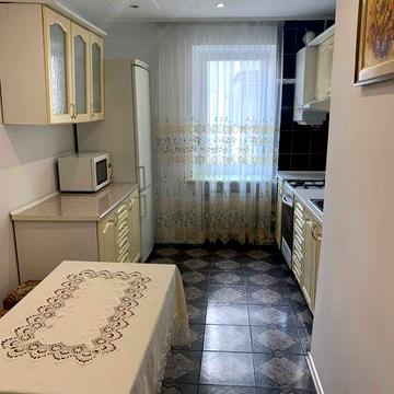 Гарна квартира-чиста, вільна