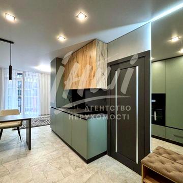 Квартира з ремонтом Міське озеро ЖК Manhattan Up