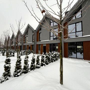 Таунхауси з підвалом та укриттям у Бучі