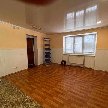 2-кімнатна квартира в центрі з АВТОНОМКОЮ. Можна під офіс