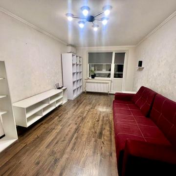 Здам 2 к квартиру на Жадова