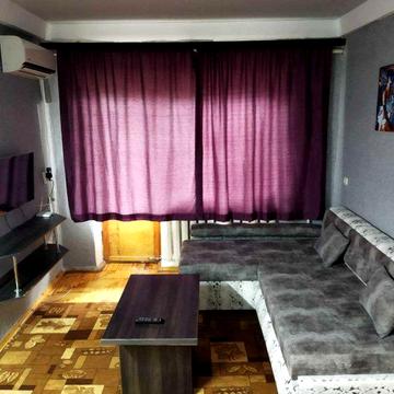 Здається 2-ох кімнатна квартира в центрі міста. 6000 грн