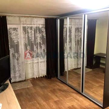 Безнал! Продам 1-х кімн, вул, Новокримська , р-н ТЦ Сільпо, поверх 4/5