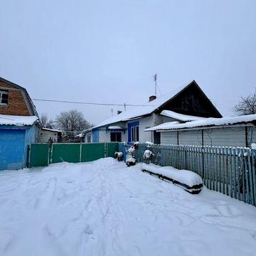 Продаж затишної частини будинку з власним подвір’ям