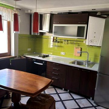 Сдам красивый дом 4 к 150 м от 7 км 15 минут,сад, участок,Вальер