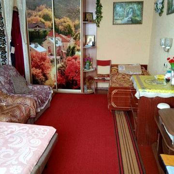 Сдается 1-комнатная квартира на микрорайоне.