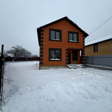 Продаж двоповерхового будинку