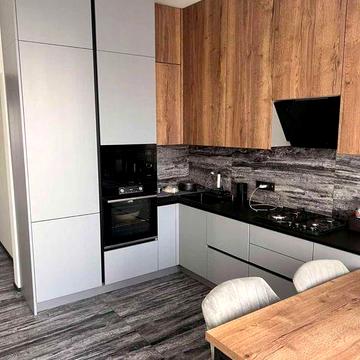 Продажться 1,5 кімнатна. Боздош. Газ