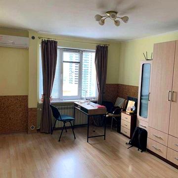 Продам 3кім.квартиру вул.Оноре де Бальзака,Троєщина,м.Київ SL