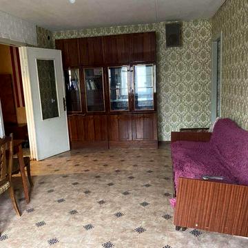 Продам квартиру 3-х комнатную