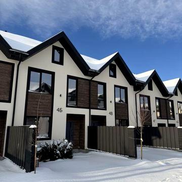 Таунхаус в Бучі біля  парку та біля  Кампи