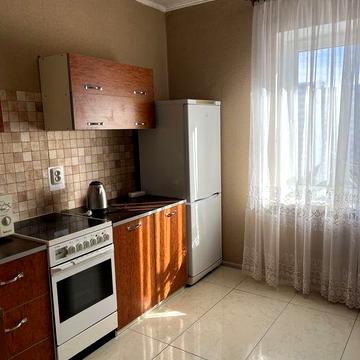 Пчілки 2-б ,Драгоманова,  Пчелки, Позняки есть вода,   и тепло всегда