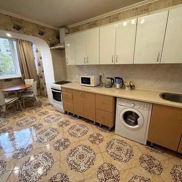 Сдаётся в аренду 2к. квартира на Антоновича 102, метро Олимпийская