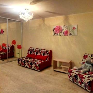 Сдам 1 кв центр,6500 длительно