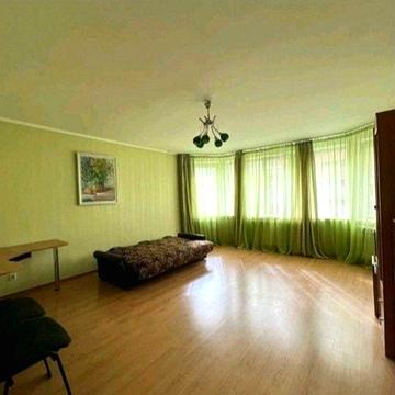 Здається 1-кімнатна квартира на Г. Крут