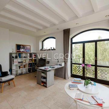 Київ, оренда резиденції біля заповіднику в К.Заспі