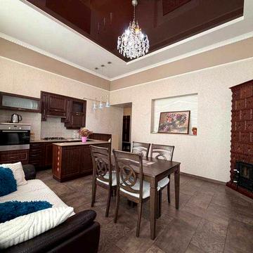 Вільна! 3 кім квартира, Центр. Парковка, вул Валова