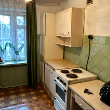 Оренда однокімнатної квартири на Вишеньці (вулиця Космонавтів)