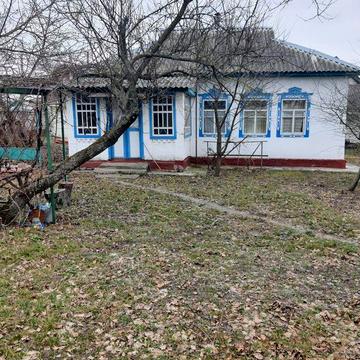 Продам Будинок с. Сеньківка , з с/в в будинку,  є грубка!