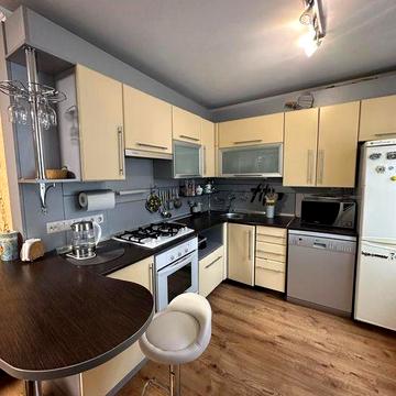 Здається квартира