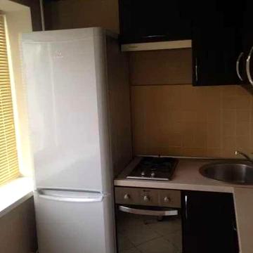 Здам 1 кімнатну квартиру. Метро Чернігівська 10 хв. ГАЗ плита.