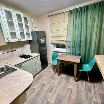 Перша здача 2 кімнатноі квартири на Оболоні!