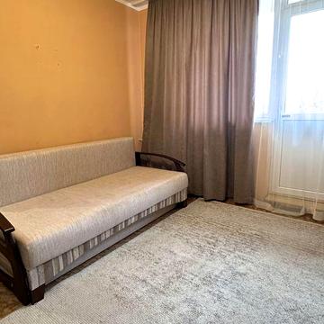 Здається 1 кімнатна квартира на 1 місяць