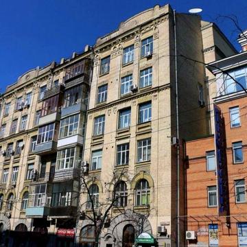 1 кімнатна квартира в центрі столиці/ Січових Стрільців 12/51м2