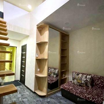 Двухуровневая смарт-квартира в центре на Клочковской.