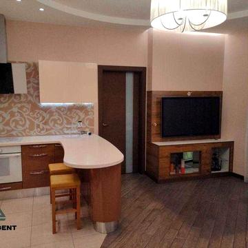 3-к по вул, Старонаводницька 6-б в Царському селі біля метро Печерськ