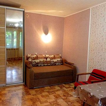 Продам 1 комнатную квартиру на Парковой в хорошем состоянии