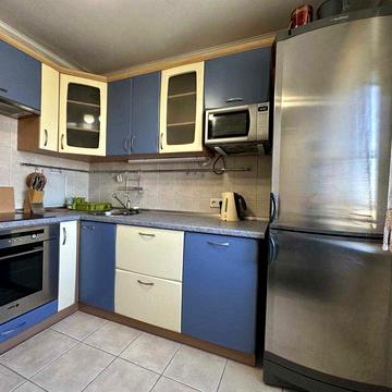 Герцена 7, роздільна 2к, м Лукянівська 15хв, Опалення присутнє.