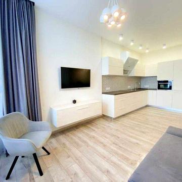 Генератор  Видова квартира в ЖК бізнес-класу Central Park М Либідська