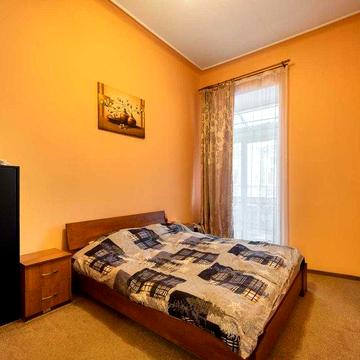 Продаж/2 квартира/Ремонт/Лазнева 8/Австрійський/Львів