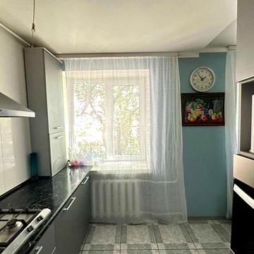 3К Квартира в чудовому житловому стані в цегляному Будинку (Ювілейний)