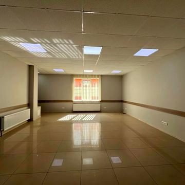 Подільська вул., 93/1