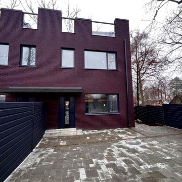 Таунхаус в серці міста Буча! вул. Києво-Мироцька, центр міста!